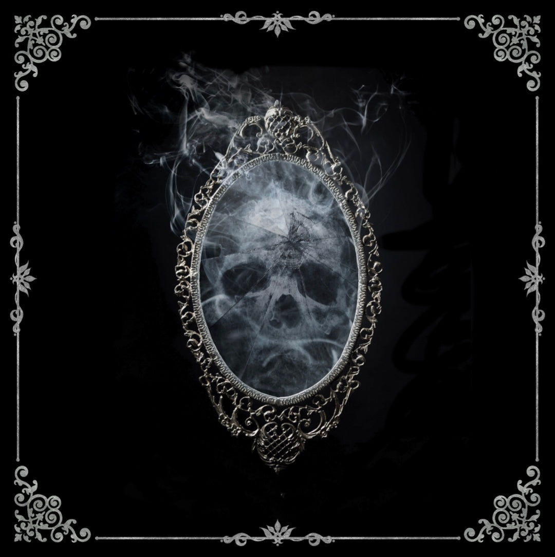 Lenormand & Tarot Cloth / Black-Silver Line Ghost Mirror