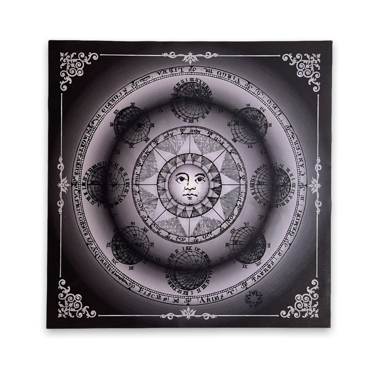 Lenormand & Tarot Cloth / Black-Silver Line Astro Sun